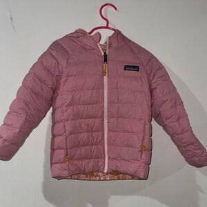 Patagonia Dusty Rose pink reversible down sweater hoodie Quilted Jacket size 5T